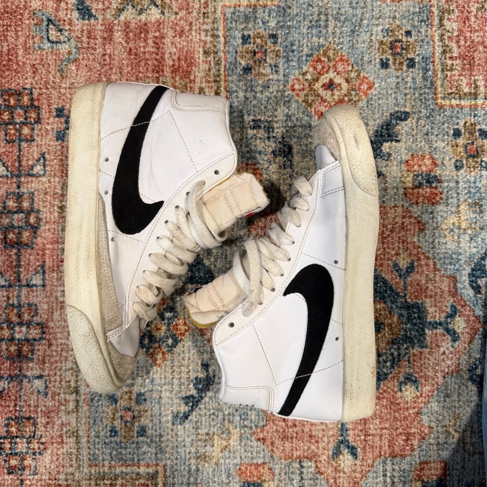 Nike White and Black blazer High-Tops